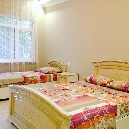 Гостевой Дом Роберто Hotel New Athos Ngoại thất bức ảnh
